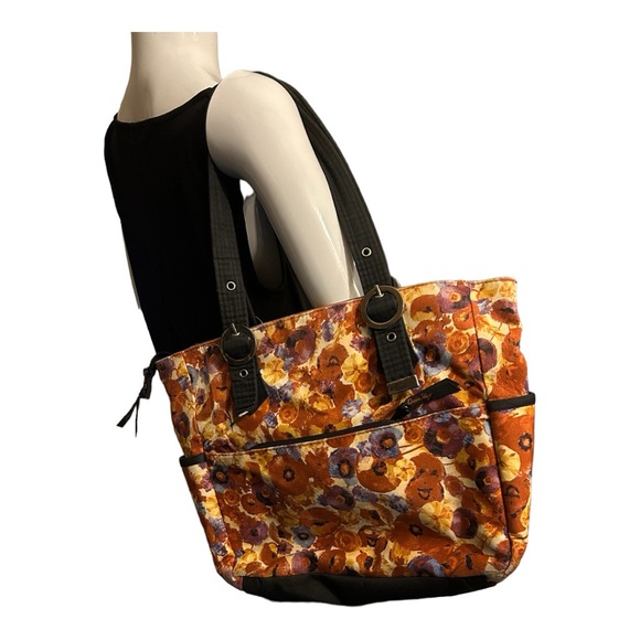 Large Donna Sharp floral tote in great pre-owned condition - Picture 5 of 7